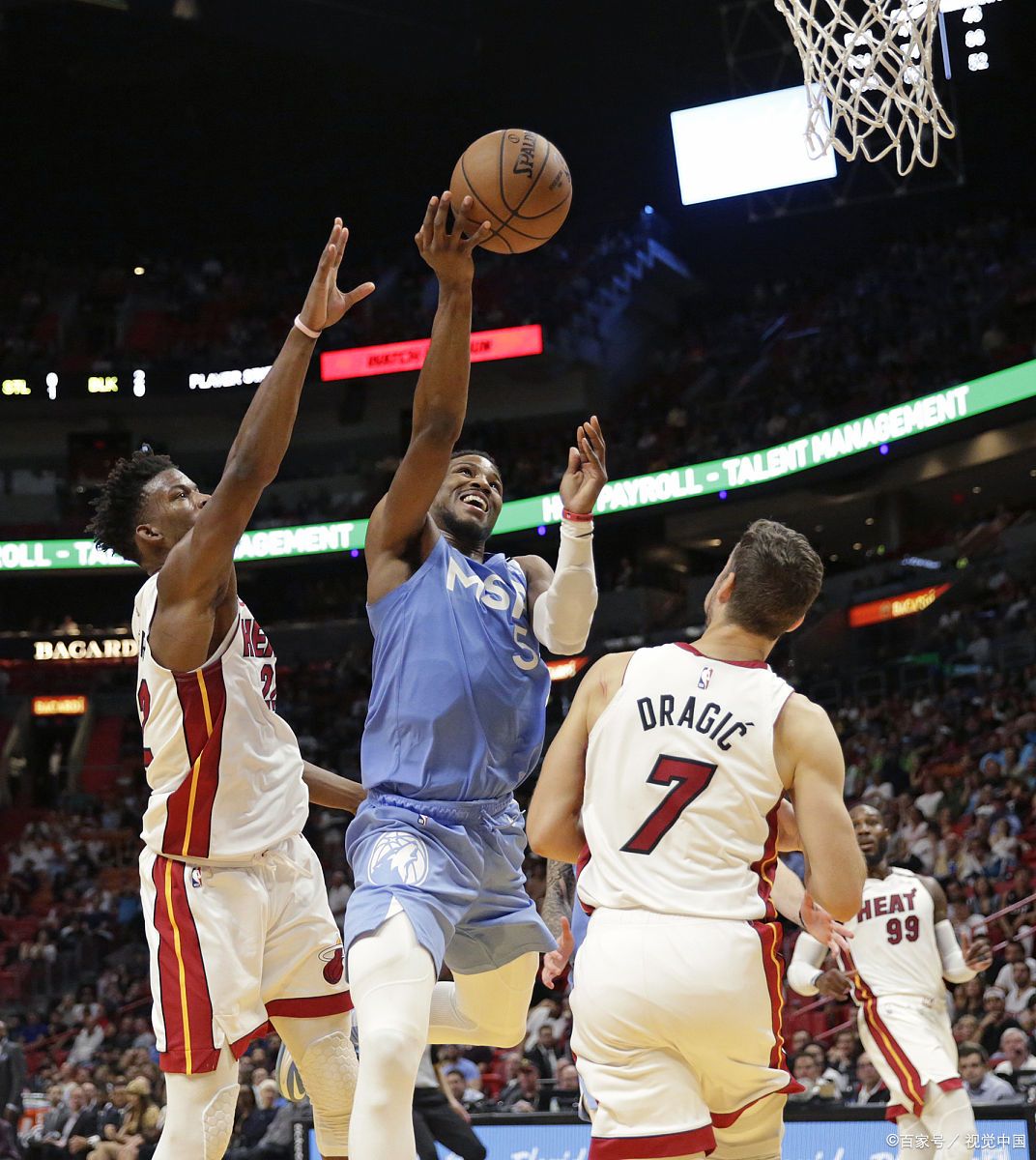 体育娱乐明尼苏达森林狼训练开放日，赛前门线救险引欢呼，NBA总决赛在即，细节决定成败的简单介绍